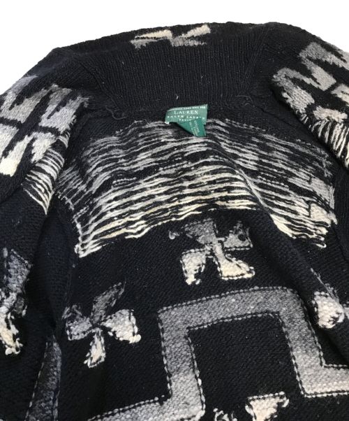 LAUREN RALPH LAUREN（ローレンラルフローレン）LAUREN RALPH LAUREN (ローレンラルフローレン) ネイティブ柄ハンドニットショールカラーガウン ブラック サイズ:P/Mの古着・服飾アイテム