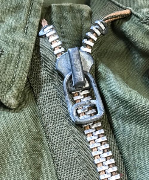 VINTAGE MILITARY（ヴィンテージ ミリタリー）VINTAGE MILITARY (ヴィンテージ ミリタリー) US ARMY M-51 フィールドジャケット カーキ サイズ:Ｓ-Lの古着・服飾アイテム