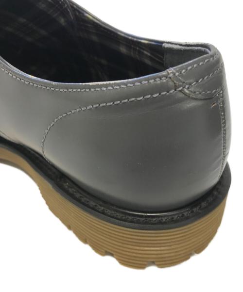 COMME des GARCONS HOMME（コムデギャルソン オム）COMME des GARCONS HOMME (コムデギャルソン オム) プレーントゥーシューズ グレー サイズ:25.5cmの古着・服飾アイテム
