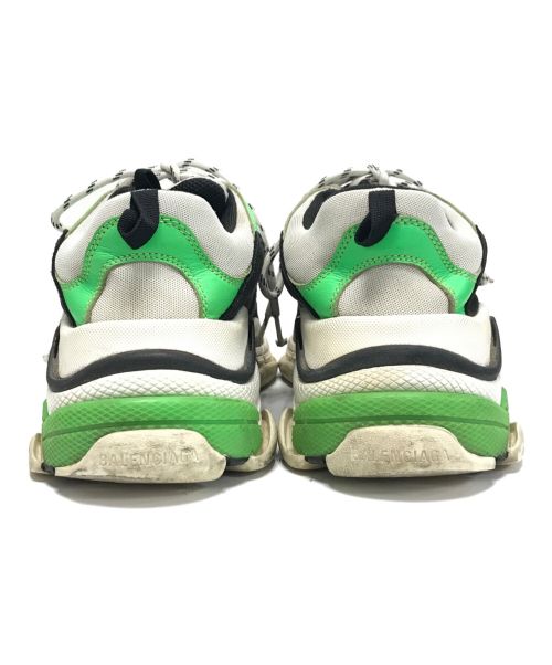 BALENCIAGA（バレンシアガ）BALENCIAGA (バレンシアガ) TRIPLE S ベージュ サイズ:UK8/EUR42/USA9の古着・服飾アイテム