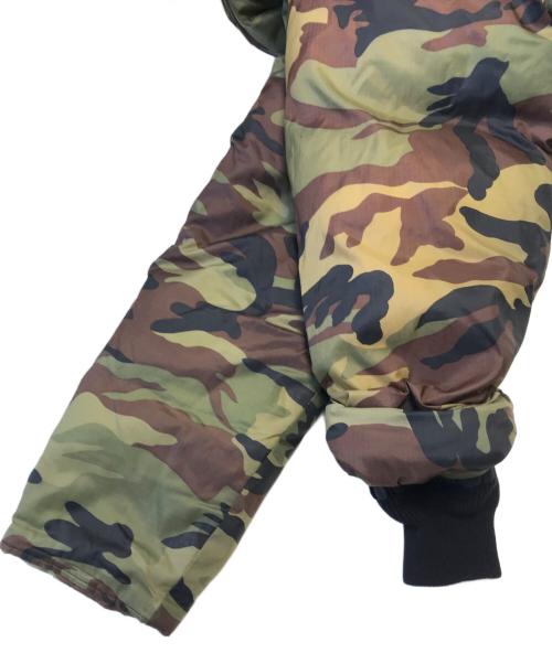 SPIEWAK（スピワック）SPIEWAK (スピワック) 迷彩ダウンジャケット グリーン サイズ:Mの古着・服飾アイテム