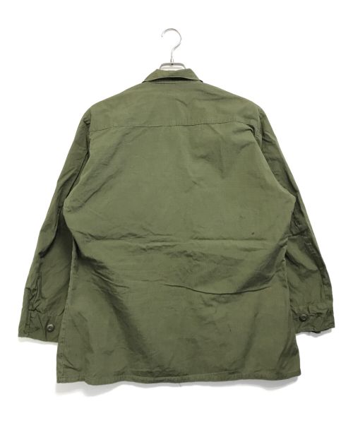 VINTAGE MILITARY（ヴィンテージ ミリタリー）VINTAGE MILITARY (ヴィンテージ ミリタリー) US ARMY ジャングルファティーグジャケット カーキ サイズ:MEDIUM-SHORTの古着・服飾アイテム