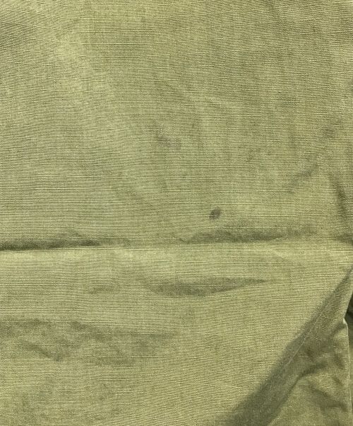 VINTAGE MILITARY（ヴィンテージ ミリタリー）VINTAGE MILITARY (ヴィンテージ ミリタリー) US ARMY ジャングルファティーグジャケット カーキ サイズ:MEDIUM-SHORTの古着・服飾アイテム