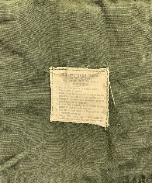 VINTAGE MILITARY（ヴィンテージ ミリタリー）VINTAGE MILITARY (ヴィンテージ ミリタリー) US ARMY ジャングルファティーグジャケット カーキ サイズ:SMALL-LONGの古着・服飾アイテム