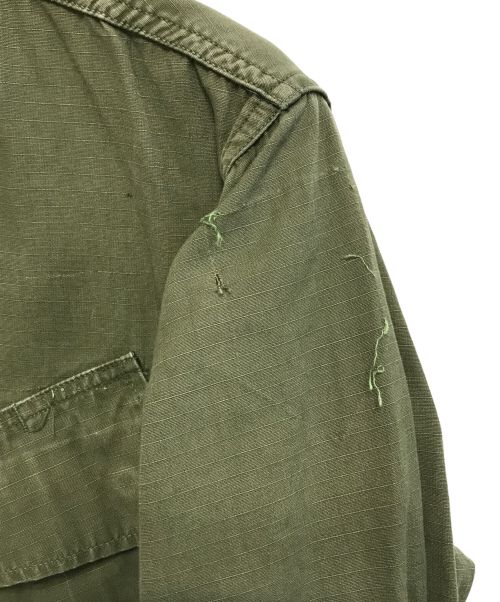 VINTAGE MILITARY（ヴィンテージ ミリタリー）VINTAGE MILITARY (ヴィンテージ ミリタリー) US ARMY ジャングルファティーグジャケット カーキ サイズ:SMALL-LONGの古着・服飾アイテム