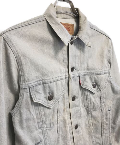 LEVI'S（リーバイス）LEVI'S (リーバイス) 先染めデニムジャケット グレー サイズ:38の古着・服飾アイテム
