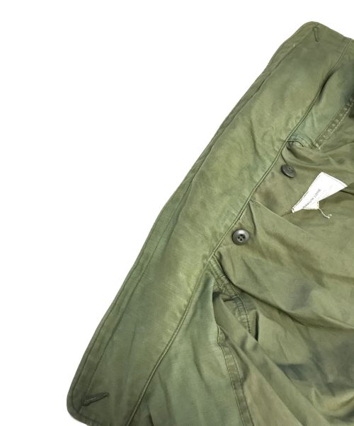 VINTAGE MILITARY（ヴィンテージ ミリタリー）VINTAGE MILITARY (ヴィンテージ ミリタリー) US ARMY Ｍ-65 フィールドジャケット カーキ サイズ:M-Lの古着・服飾アイテム