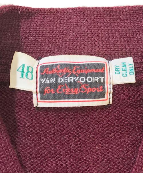 VAN DER VOORT（ファン・デル・フォールト）VAN DER VOORT (ファン・デル・フォールト) レタードニット レッド サイズ:48の古着・服飾アイテム