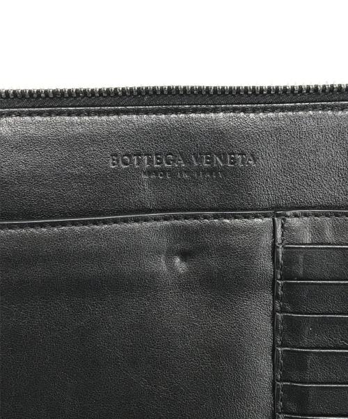 BOTTEGA VENETA（ボッテガベネタ）BOTTEGA VENETA (ボッテガベネタ) クラッチバッグ ブラックの古着・服飾アイテム