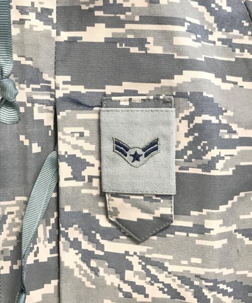 USAF（ユーエスエアフォース）USAF (ユーエスエーエフ) 00’sゴアテックスミリタリージャケット ベージュ サイズ:SMALL-REGULARの古着・服飾アイテム