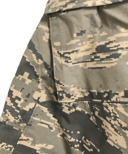 USAF（ユーエスエアフォース）USAF (ユーエスエーエフ) 00’sゴアテックスミリタリージャケット ベージュ サイズ:SMALL-REGULARの古着・服飾アイテム