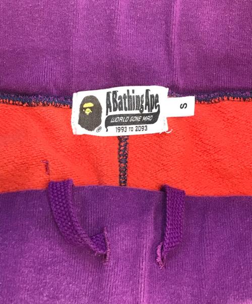 A BATHING APE（アベイシングエイプ）A BATHING APE (ア ベイシング エイプ) クレイジー カモ シャーク スウェットショーツ オレンジ サイズ:Sの古着・服飾アイテム