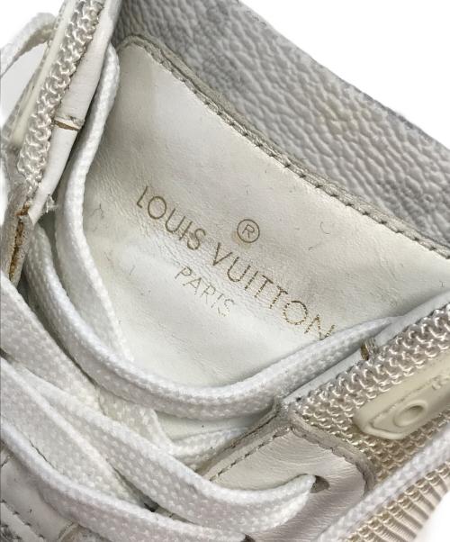 LOUIS VUITTON（ルイ ヴィトン）LOUIS VUITTON (ルイ ヴィトン) ローカットスニーカー ホワイト サイズ:SIZE 6の古着・服飾アイテム