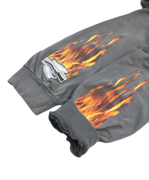 HARLEY-DAVIDSON（ハーレーダビッドソン）HARLEY-DAVIDSON (ハーレーダビッドソン) 袖プリントロングスリーブTシャツ グレー サイズ:Lの古着・服飾アイテム