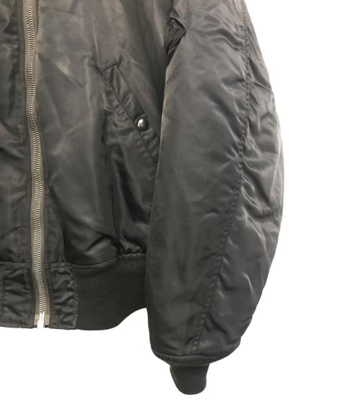 UNUSED（アンユーズド）UNUSED (アンユーズド) Buzz Rickson's (バズリクソンズ) リバーシブルMA-1ジャケット ブラック×シルバー サイズ:3の古着・服飾アイテム
