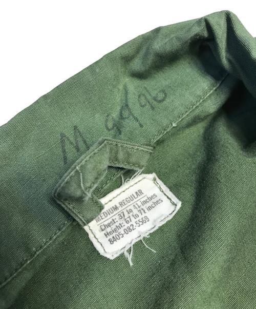 VINTAGE MILITARY（ヴィンテージ ミリタリー）VINTAGE MILITARY (ヴィンテージ ミリタリー) US ARMY ジャングルファティーグジャケット カーキ サイズ:MEDIUM-REGULARの古着・服飾アイテム
