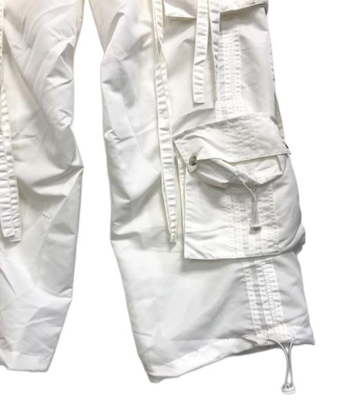 GS THE ULTIMATE EXPERIENCE（ジーエス ジ アルティメイト エクスペリエンス）GS THE ULTIMATE EXPERIENCE (ジーエス ジ アルティメイト エクスペリエンス) テープカーゴパンツ ホワイト サイズ:M 未使用品の古着・服飾アイテム