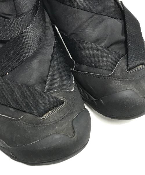 HYKE（ハイク）HYKE (ハイク) KEEN (キーン) HOODZERRA NXIS WP ブラック サイズ:EU44.5/US11/UK10/CM29の古着・服飾アイテム