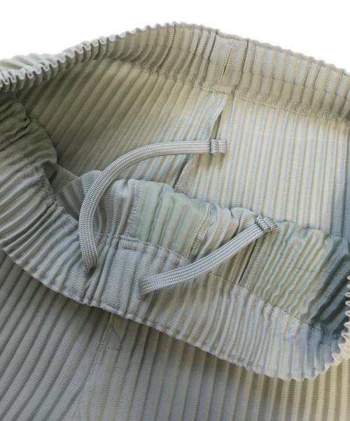 HOMME PLISSE ISSEY MIYAKE（オム プリッセ イッセイ ミヤケ）HOMME PLISSE ISSEY MIYAKE (オムプリッセ イッセイ ミヤケ) プリーツパンツ グレー サイズ:3の古着・服飾アイテム