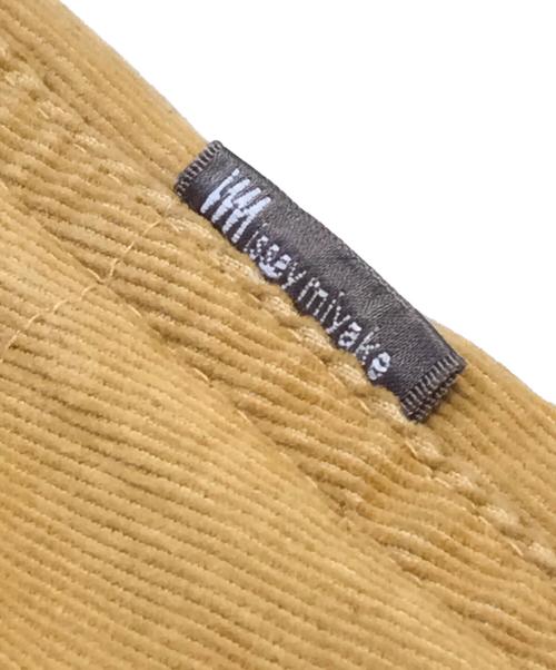 ISSEY MIYAKE（イッセイミヤケ）ISSEY MIYAKE (イッセイミヤケ) コーデュロイワンピース 黄緑 サイズ:M~Lの古着・服飾アイテム