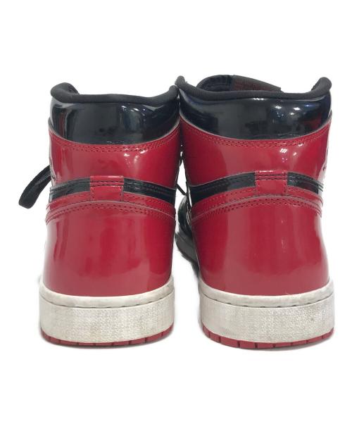 NIKE（ナイキ）NIKE (ナイキ) スニーカー レッド サイズ:US9.5/UK8.5/EUR43/cm27.5/BR41/CN275(2.5)の古着・服飾アイテム