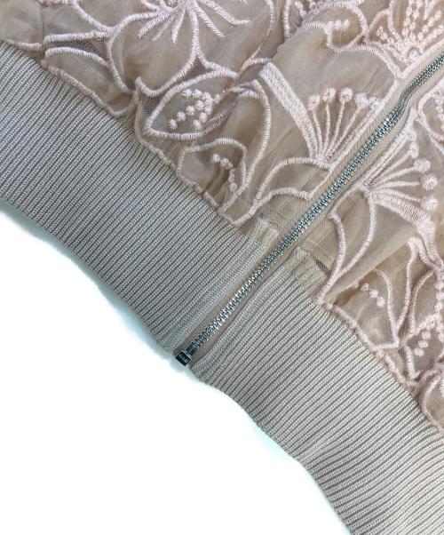 RED VALENTINO（レッドヴァレンティノ）RED VALENTINO (レッドヴァレンティノ) 花柄レースブルゾン ベージュ サイズ:42の古着・服飾アイテム