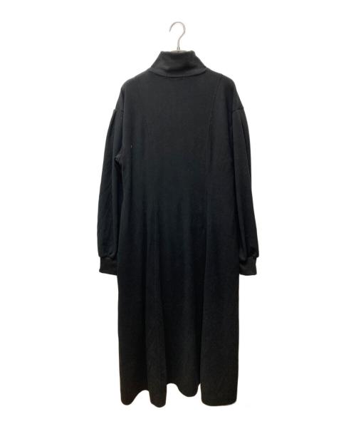 chignon（シニヨン）chignon (シニヨン) ハーフZIPカットワンピース 5735-282AYE ブラック サイズ:Fの古着・服飾アイテム