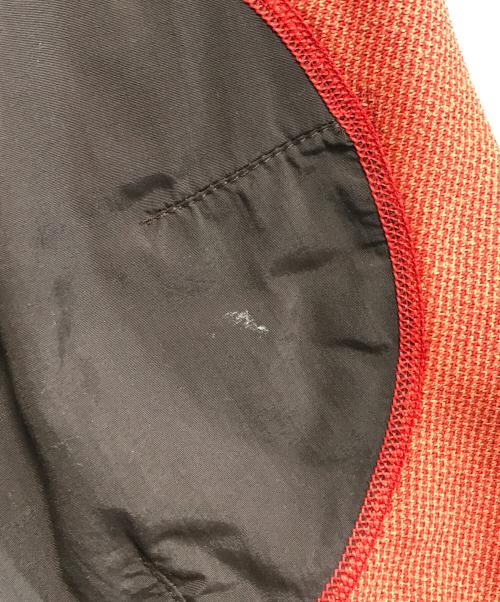 Patagonia（パタゴニア）Patagonia (パタゴニア) R2 GRANULAR JACKET レッド サイズ:Lの古着・服飾アイテム