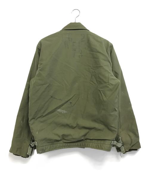 VINTAGE MILITARY（ヴィンテージ ミリタリー）VINTAGE MILITARY (ヴィンテージ ミリタリー) 70s US ARMY A-2デッキジャケット カーキ サイズ:LARGE(42‐44)の古着・服飾アイテム