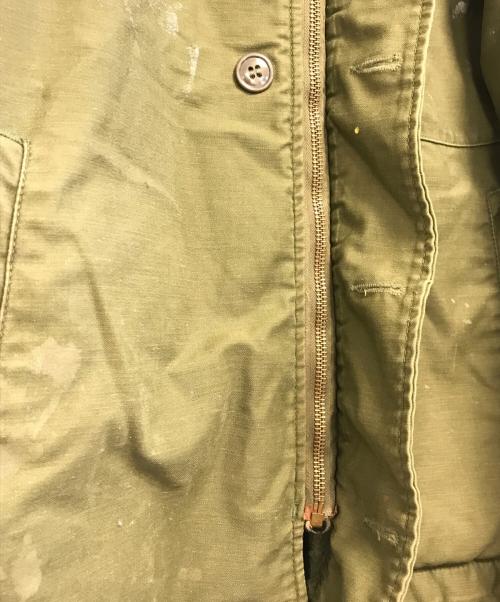 VINTAGE MILITARY（ヴィンテージ ミリタリー）VINTAGE MILITARY (ヴィンテージ ミリタリー) 70s US ARMY A-2デッキジャケット カーキ サイズ:LARGE(42‐44)の古着・服飾アイテム