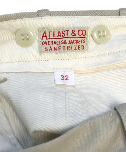 ATLAST & CO（アットラスト）ATLAST & CO (アットラスト) ワークトラウザーズ ベージュ サイズ:32の古着・服飾アイテム