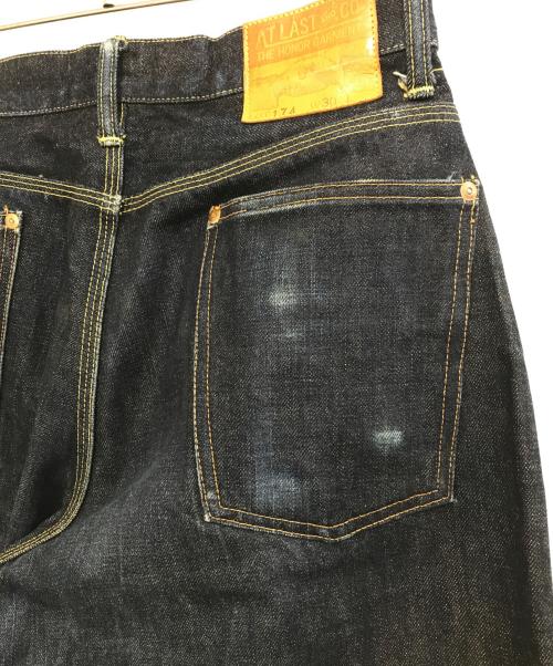 ATLAST & CO（アットラスト）ATLAST & CO (アットラスト) デニムパンツ インディゴ サイズ:W30の古着・服飾アイテム