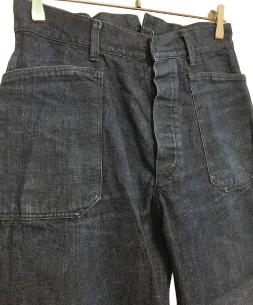 BUTCHER PRODUCTS（ブッチャープロダクツ）BUTCHER PRODUCTS (ブッチャープロダクツ) シンチバック デニムデッキトラウザーズ インディゴ サイズ:32の古着・服飾アイテム