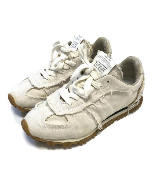 Maison Margiela（メゾンマルジェラ）Maison Margiela (メゾンマルジェラ) RUNNER アイボリー サイズ:35の古着・服飾アイテム