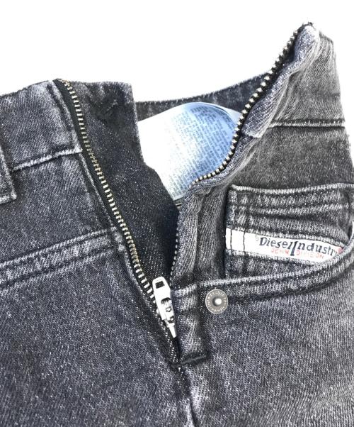 DIESEL（ディーゼル）DIESEL (ディーゼル) De-Ron-S2 デニム ミニスカート インディゴ サイズ:W23の古着・服飾アイテム