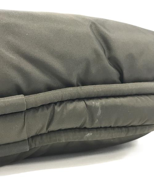 MONCLER（モンクレール）MONCLER (モンクレール) クロス ボディバッグ オリーブの古着・服飾アイテム