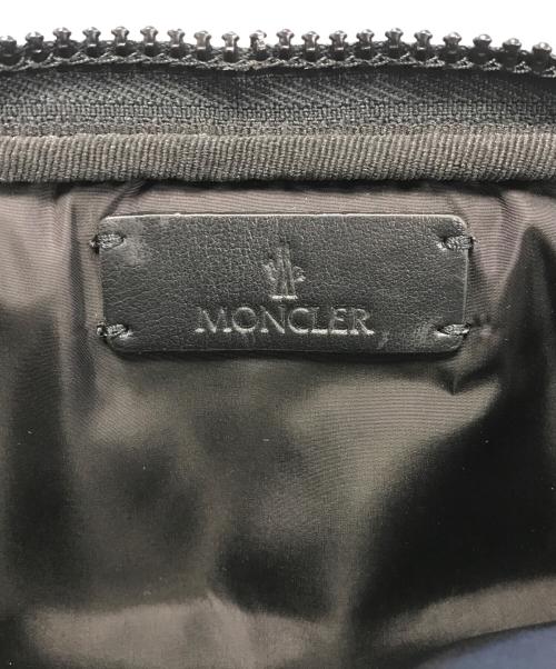 MONCLER（モンクレール）MONCLER (モンクレール) クロス ボディバッグ オリーブの古着・服飾アイテム