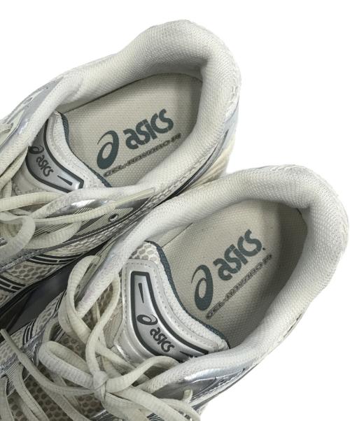 asics（アシックス）asics (アシックス) GEL-KAYANO 14 ホワイト サイズ:US9½/UK8½/EURO43.5の古着・服飾アイテム