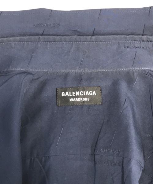 BALENCIAGA（バレンシアガ）BALENCIAGA (バレンシアガ) ボタンダウンシャツ ネイビー サイズ:37の古着・服飾アイテム