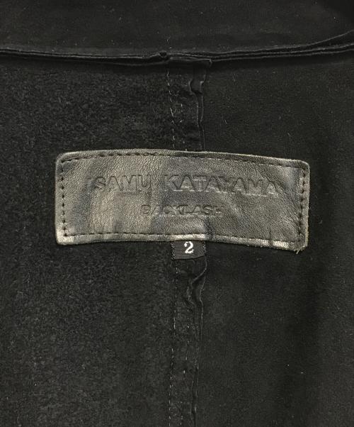 ISAMU KATAYAMA BACKLASH（イサムカタヤマ・バックラッシュ）ISAMU KATAYAMA BACKLASH (イサムカタヤマ・バックラッシュ) スウェ―ドテーラードジャケット ブラック サイズ:2の古着・服飾アイテム