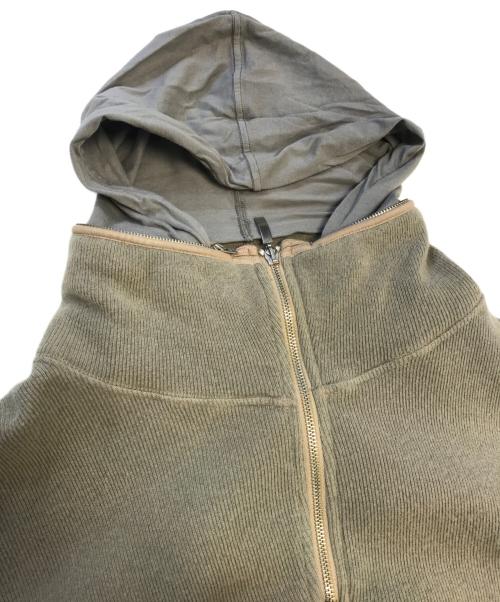 C.P COMPANY（シーピーカンパニー）C.P COMPANY (シーピーカンパニー) ハーフジッププルオーバーニット ベージュ サイズ:Mの古着・服飾アイテム