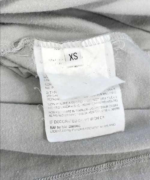 RAF BY RAF SIMONS（ラフバイ ラフシモンズ）RAF BY RAF SIMONS (ラフバイ ラフシモンズ) カットソー グレー サイズ:XSの古着・服飾アイテム