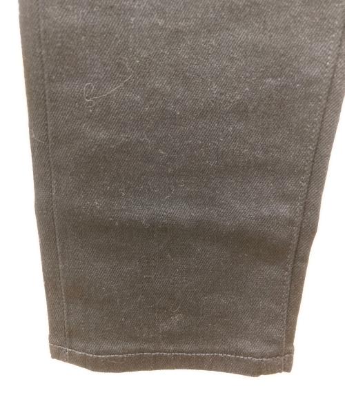 LEVI'S（リーバイス）LEVI'S (リーバイス) ハイライズ スリムジーンズ　A-5891-0001 ブラック サイズ:SIZE 63.5cm (W25) 未使用品の古着・服飾アイテム