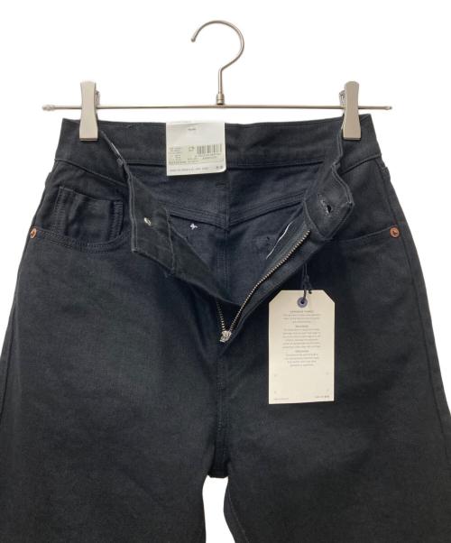 LEVI'S（リーバイス）LEVI'S (リーバイス) ハイライズ スリムジーンズ　A-5891-0001 ブラック サイズ:SIZE 63.5cm (W25) 未使用品の古着・服飾アイテム