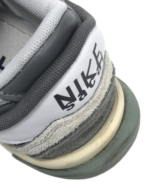 NIKE（ナイキ）NIKE (ナイキ) sacai (サカイ) Zoom Cortez Iron Grey グレー サイズ:US8/UK7/EUR41/cm26/BR39.5/CN260(2.5)の古着・服飾アイテム