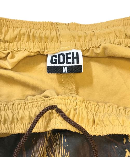 GOODENOUGH（）GOODENOUGH (グッドイナフ) 貝殻プリントハーフパンツ カーキ サイズ:Mの古着・服飾アイテム