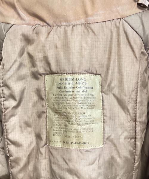 ECWCS（エクワックス）ECWCS (エクワックス) LEVEL7 EXTREME COLD WEATHER ブラウン サイズ:Mの古着・服飾アイテム