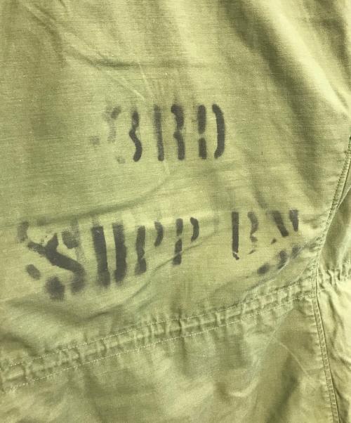 VINTAGE MILITARY（ヴィンテージ ミリタリー）VINTAGE MILITARY (ヴィンテージ ミリタリー) US ARMY Ｍ-65フィールドジャケット カーキ サイズ:SMALL-LONGの古着・服飾アイテム