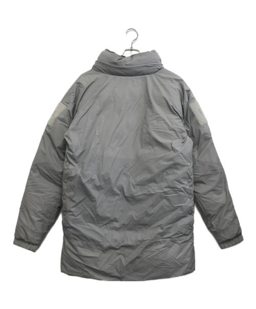 F/CE.（エフシーイー）F/CE. (エフシーイー) NANGA (ナンガ) モンスターパーカーダウンジャケット グレー サイズ:Mの古着・服飾アイテム