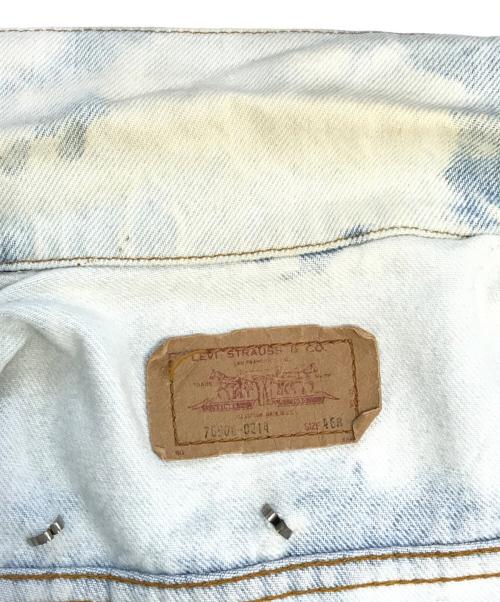 LEVI'S（リーバイス）LEVI'S (リーバイス) スタッズカスタムブリーチデニムジャケット インディゴ サイズ:46Rの古着・服飾アイテム